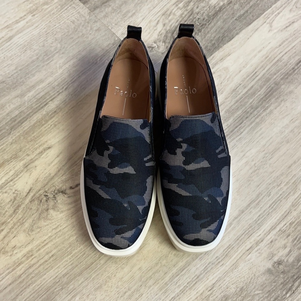 Linea Paolo Kai Platform Sneaker